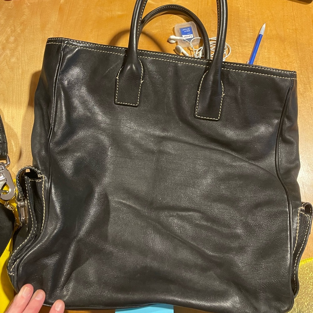 Marc Jacob’s black leather Tote from around 2003